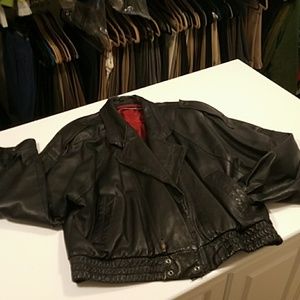 Vintage men's genuine leather bomber jacket